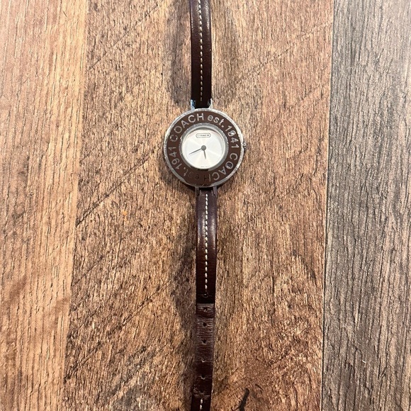 RARE Coach Heritage Signature Bezel Watch Brown Leather Swiss Made Vintage - Picture 7 of 7